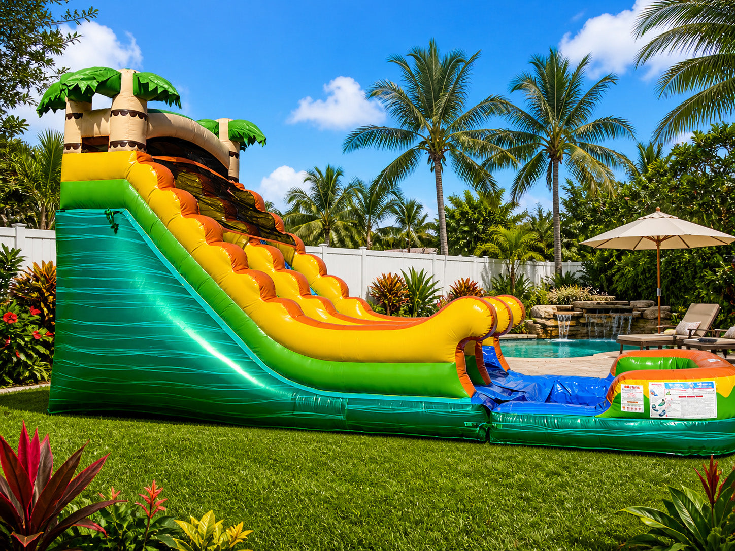 18 FT Palms Wet-Dry Slide.