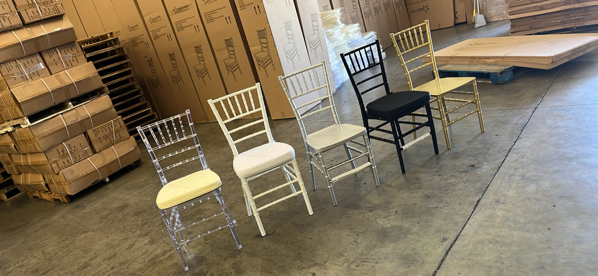 Chiavari Chairs GOLD, CLEAR, BLACK, SILVER, WHITE FREE CUSHION Main image