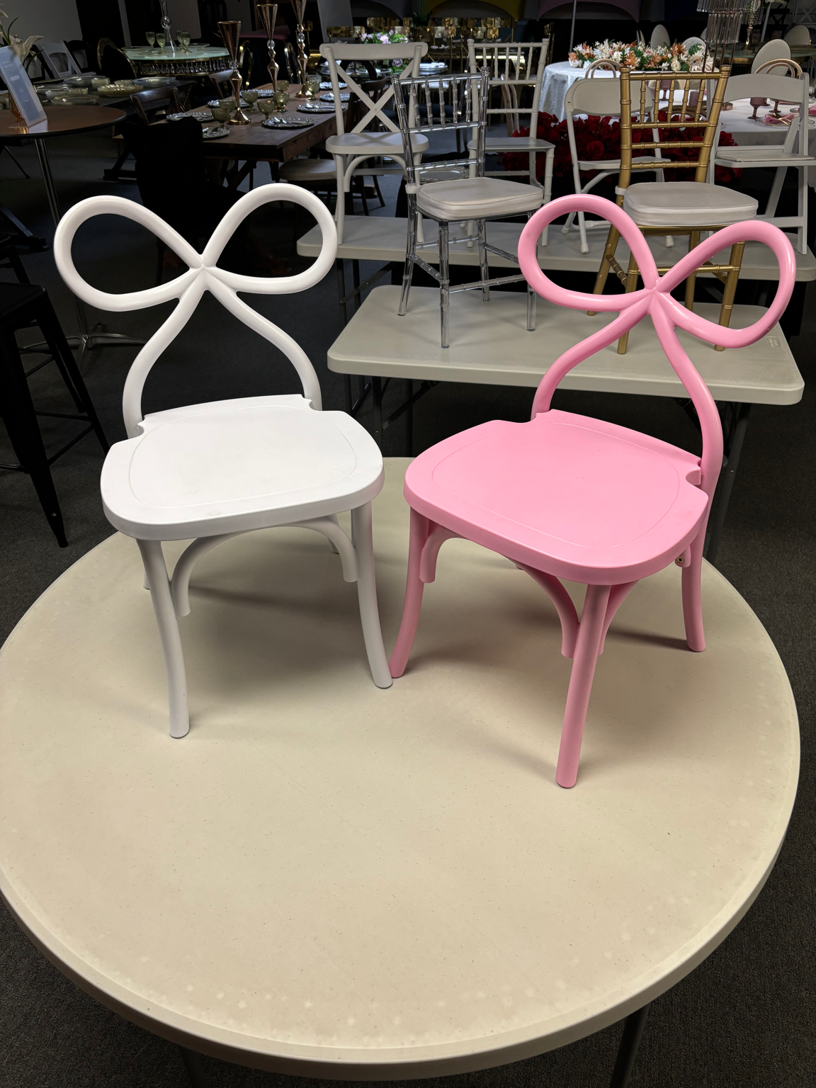 Kids Resin Bow Chair Pink & White NEW Secondary image